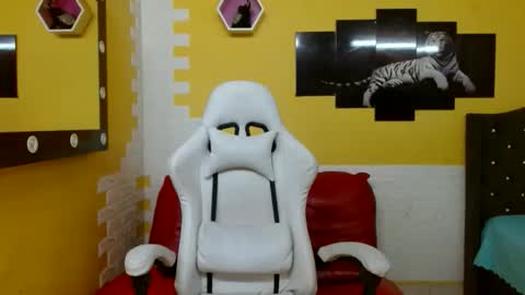Snapshot of cam_xman chatting on 06-03-26, 12:30 cam_xman online show from 06-03-26, 12:30