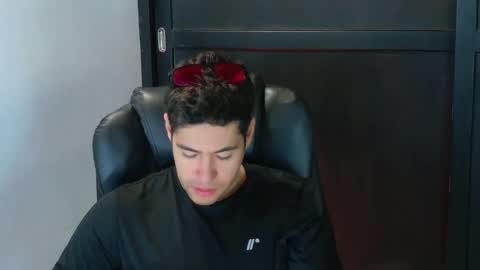 camara110 online show from 10-01-25, 10:49