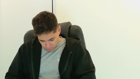 camara110 online show from 11-11-25, 02:55