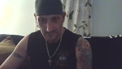 Chillaxin lets talk  online show from 01-22-25, 02:26