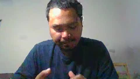 Snapshot of camboyim94 chatting on 02-08-26, 06:50 3icheggroll online show from 02-08-26, 06:50
