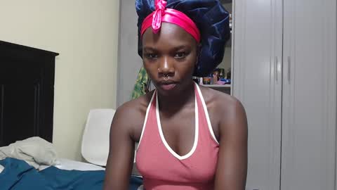 Snapshot of camclit chatting on 12-02-24, 03:26 Princess online show from 12-02-24, 03:26