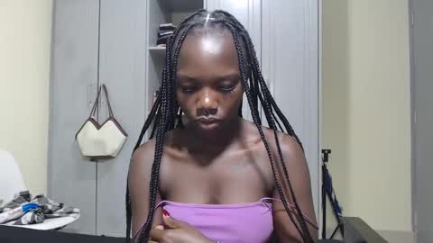 Snapshot of camclit chatting on 12-06-24, 02:46 Princess online show from 12-06-24, 02:46