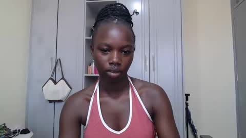 Snapshot of camclit chatting on 12-08-24, 12:19 Princess online show from 12-08-24, 12:19