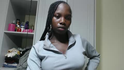 Snapshot of camclit chatting on 03-11-25, 04:40 Princess online show from 03-11-25, 04:40