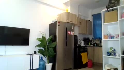 Princess online show from 11-21-25, 12:37