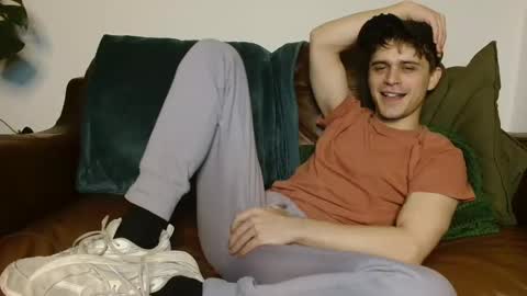 Snapshot of camdoattitude chatting on 12-09-24, 09:37 CamDoAttitude online show from 12-09-24, 09:37