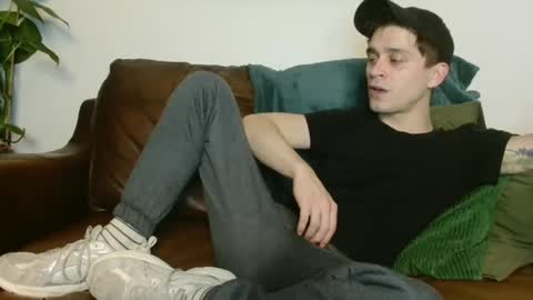 Snapshot of camdoattitude chatting on 12-29-24, 10:14 CamDoAttitude online show from 12-29-24, 10:14