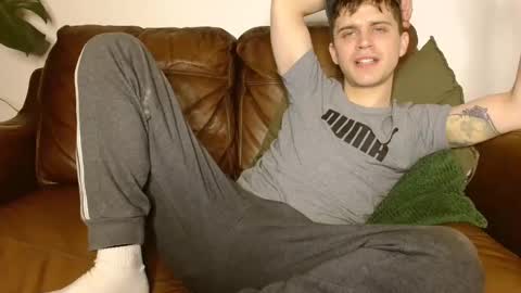 Snapshot of camdoattitude chatting on 02-25-25, 09:13 CamDoAttitude online show from 02-25-25, 09:13