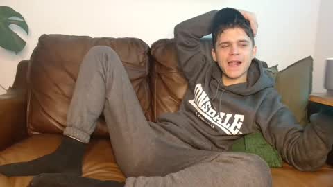 Snapshot of camdoattitude chatting on 03-02-25, 12:11 CamDoAttitude online show from 03-02-25, 12:11