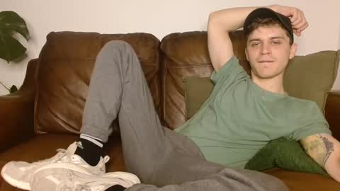 Snapshot of camdoattitude chatting on 03-07-25, 08:33 CamDoAttitude online show from 03-07-25, 08:33