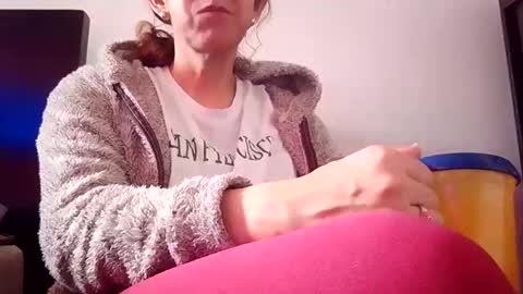 Mara Catalina Romero Ordez online show from 09-25-25, 04:32