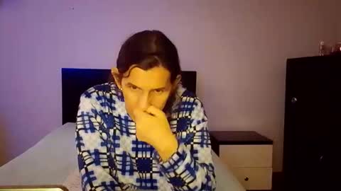 Mara Catalina Romero Ordez online show from 10-15-25, 10:21