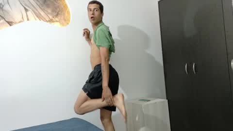 Snapshot of cameronsilverman chatting on 05-26-26, 08:49 cameronsilverman online show from 05-26-26, 08:49