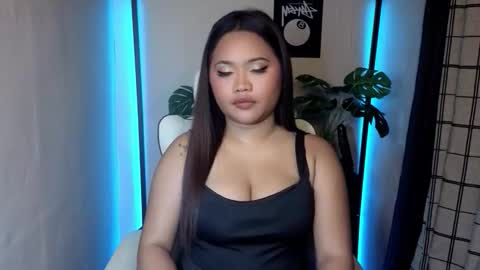 Jade online show from 04-18-26, 07:01