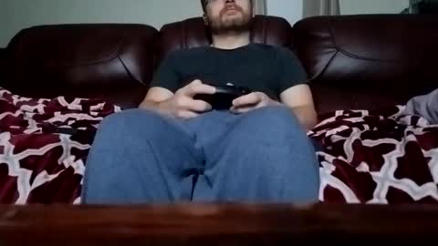 Snapshot of camguy2425 chatting on 01-19-26, 04:38 CamGuy online show from 01-19-26, 04:38