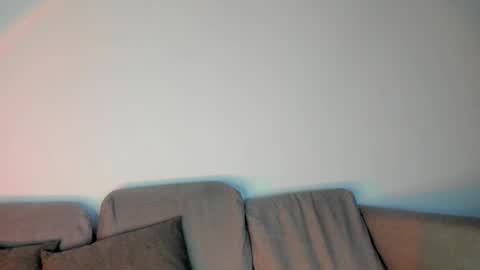 Snapshot of cami_hunter chatting on 10-27-25, 10:36   online show from 10-27-25, 10:36