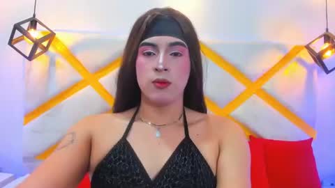 cami_rouxx online show from 07-15-26, 08:36