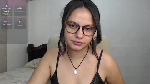 Camila Valbuena online show from 09-27-25, 08:14