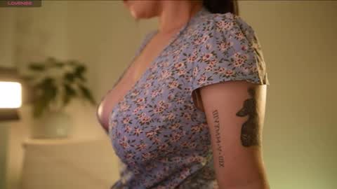 camila   online show from 09-27-25, 08:14