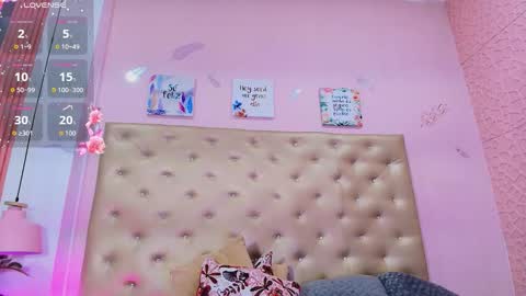 Snapshot of camii_raux chatting on 01-08-26, 11:29 CA M I online show from 01-08-26, 11:29