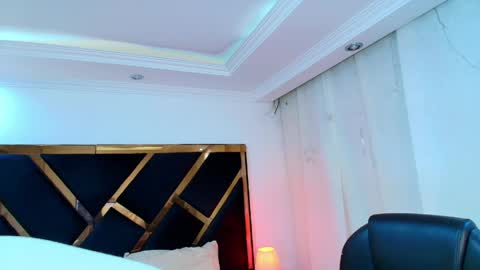 Camila Osorio online show from 04-17-26, 09:18