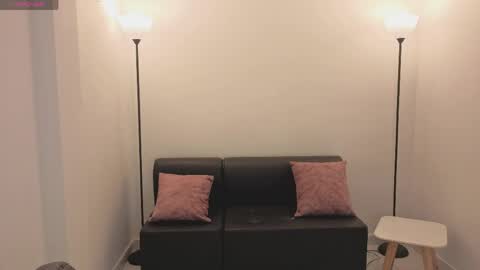 Camila online show from 04-18-26, 02:48