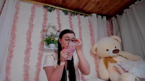 Camii Lopez online show from 10-18-25, 07:58
