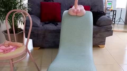 Snapshot of camil_milfdream chatting on 02-02-25, 05:26 Camil online show from 02-02-25, 05:26