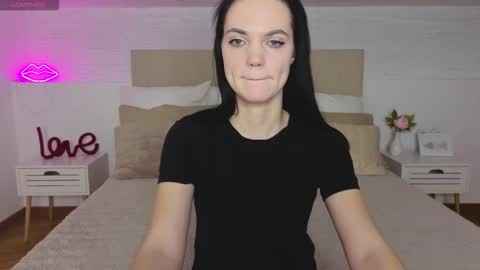 Camila online show from 11-23-25, 08:52