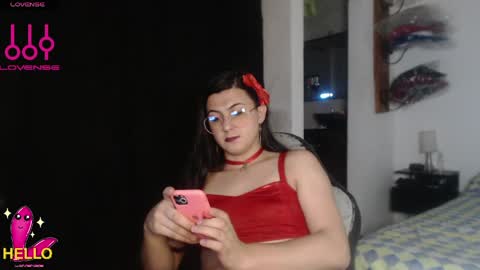 Snapshot of camila_bigcock_ts chatting on 05-08-26, 05:13 camila online show from 05-08-26, 05:13