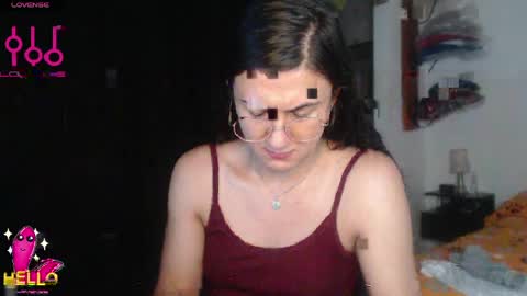 Snapshot of camila_bigcock_ts chatting on 05-12-26, 09:56 camila online show from 05-12-26, 09:56