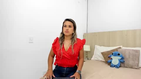 camila Borbon online show from 10-30-25, 11:11