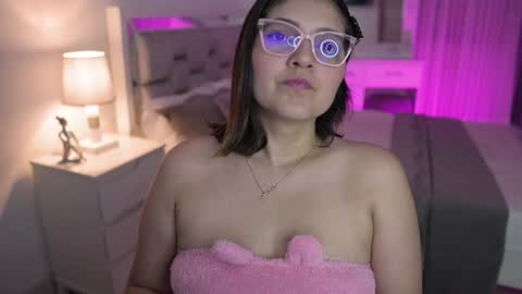 Camila buitrago online show from 01-21-25, 12:57