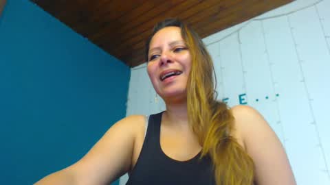 camila online show from 01-21-25, 01:22