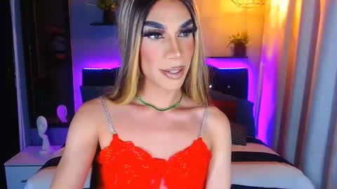 Snapshot of camila_hoottie chatting on 01-26-25, 03:27 Camila online show from 01-26-25, 03:27