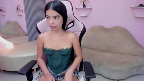 Camila online show from 04-19-26, 10:14