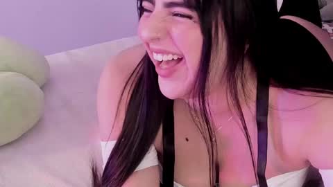 Camila online show from 02-07-26, 01:53