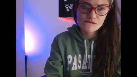 Snapshot of camila_ventura chatting on 11-01-25, 02:19 Camila ventura online show from 11-01-25, 02:19