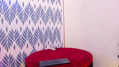 Snapshot of camilaandrade_ chatting on 01-13-25, 04:19 Cami online show from 01-13-25, 04:19