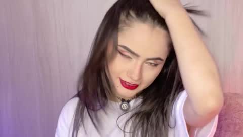 Snapshot of camilaandrade_ chatting on 11-16-25, 08:03 Cami online show from 11-16-25, 08:03