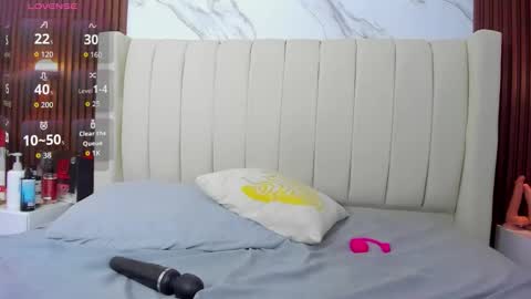 CAMILA  online show from 11-20-25, 01:22