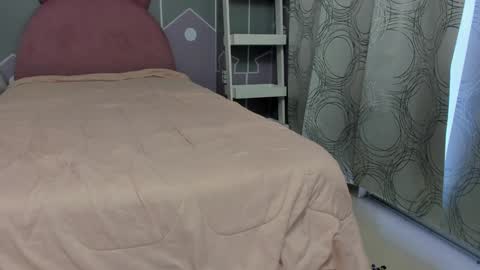 Camila  online show from 01-19-25, 12:39