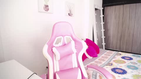 X IGcamiryan01 online show from 12-03-24, 07:22