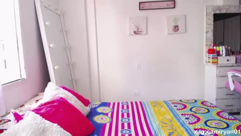 X IGcamiryan01 online show from 01-09-25, 05:43