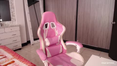 X IGcamiryan01 online show from 11-21-25, 09:13