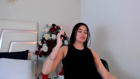 Snapshot of camilasofiia chatting on 01-04-25, 02:14 Camila online show from 01-04-25, 02:14