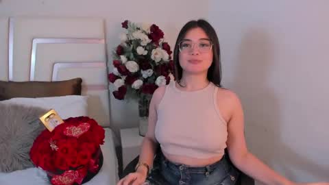 Snapshot of camilasofiia chatting on 02-15-25, 06:12 Camila online show from 02-15-25, 06:12