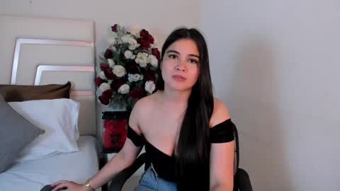 Snapshot of camilasofiia chatting on 03-10-25, 07:29 Camila online show from 03-10-25, 07:29