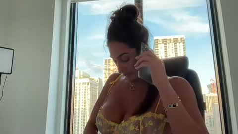 camiliakxoxo online show from 09-25-25, 10:57